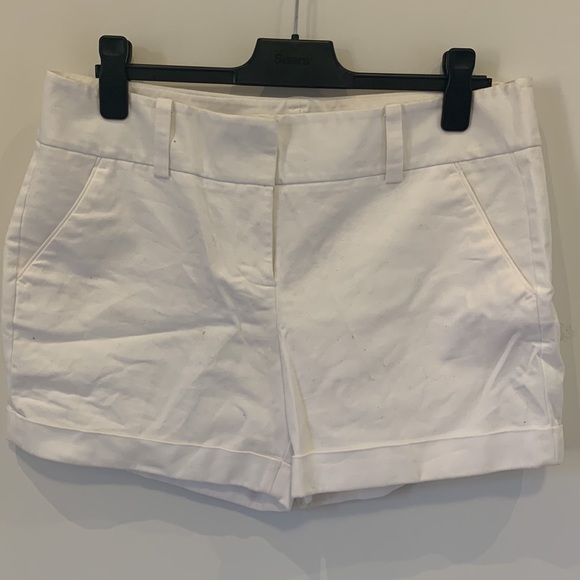 Vince Camuto While Shorts - Picture 3 of 7